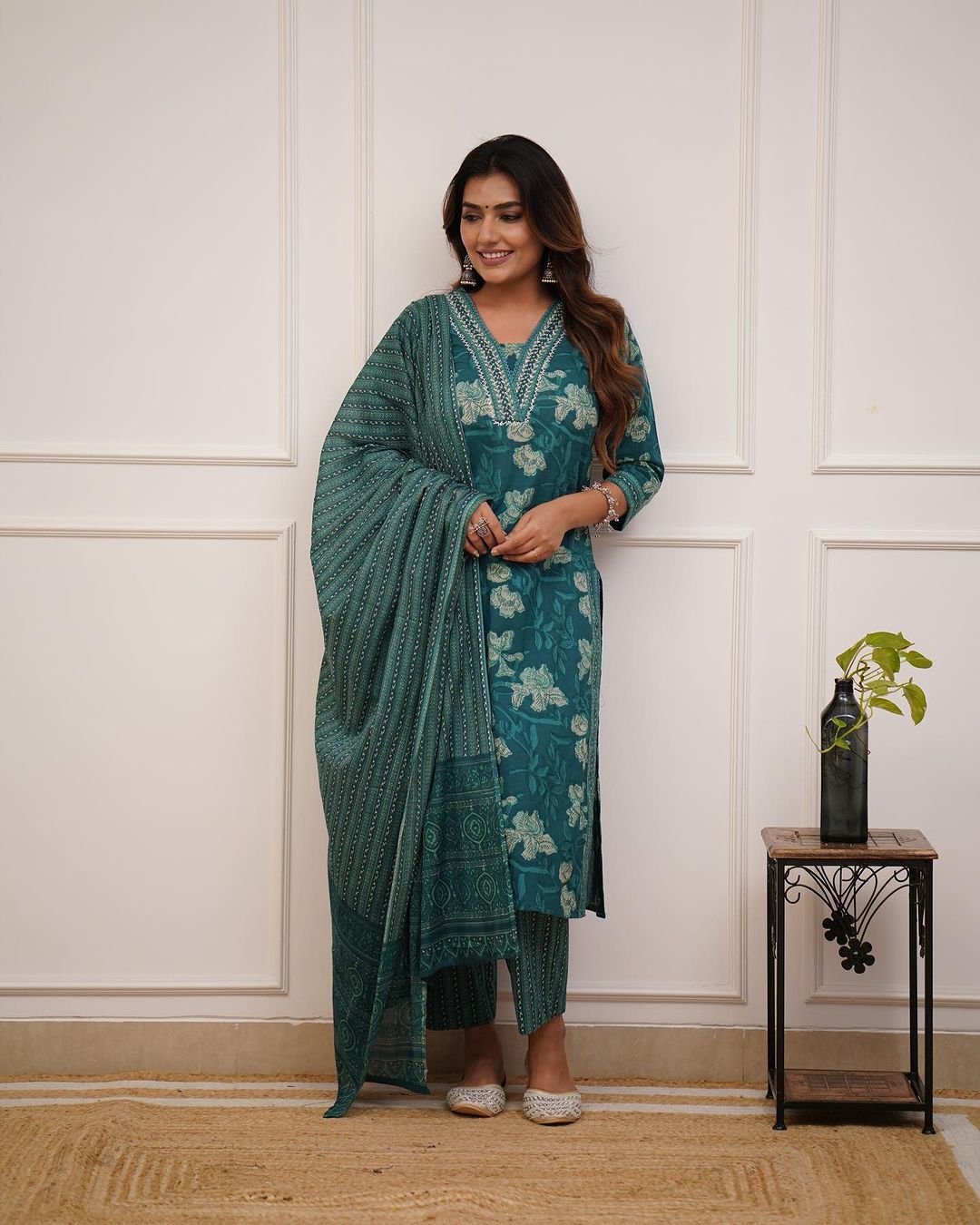 Cotton Kurta Set with Moti & Lace Embellishments