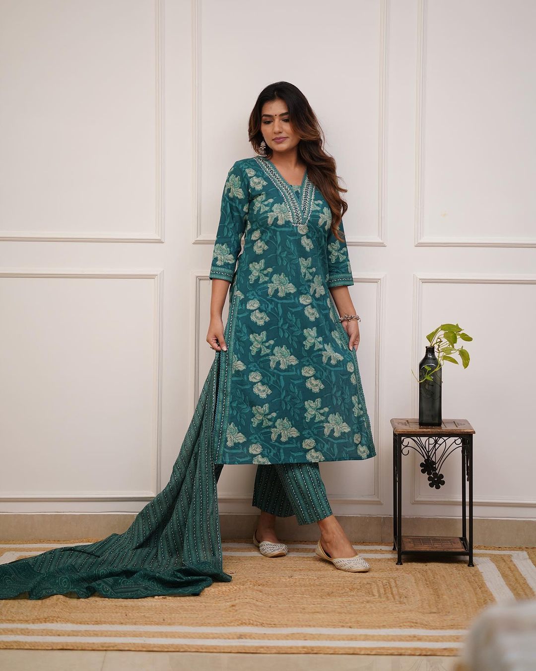 Cotton Kurta Set with Moti & Lace Embellishments