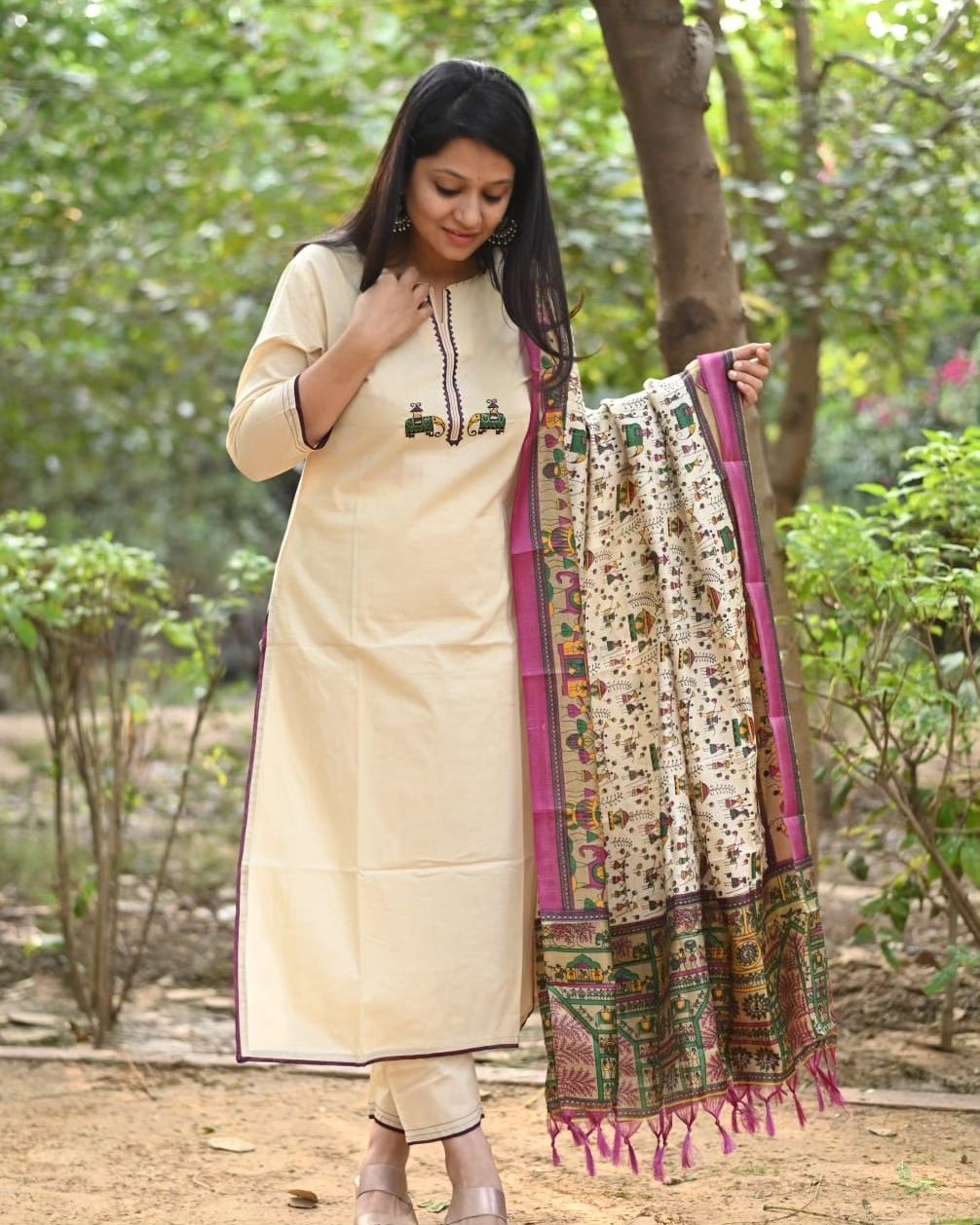 Cream Cotton Kurta Set with Zari Elephant Motifs and Warli Print Dupatta