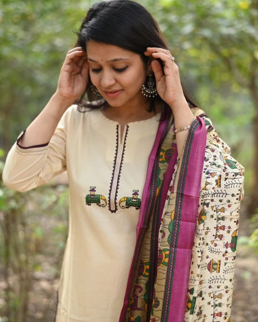 Cream Cotton Kurta Set with Zari Elephant Motifs and Warli Print Dupatta