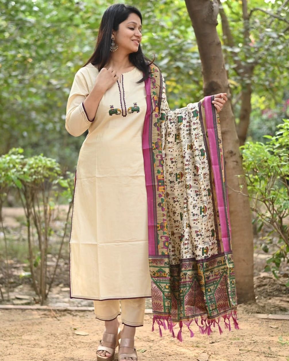 Cream Cotton Kurta Set with Zari Elephant Motifs and Warli Print Dupatta