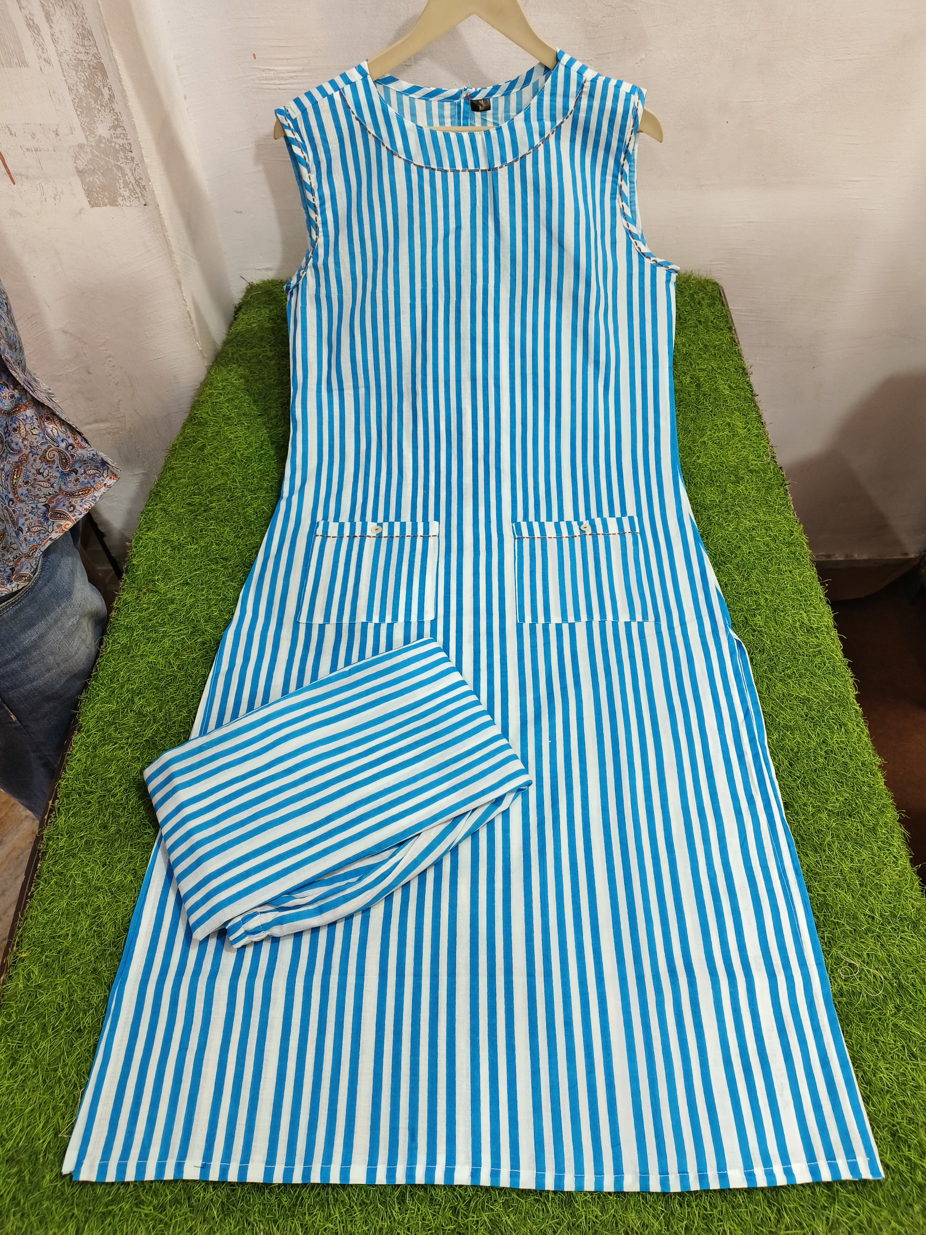 Breezy Summer Style - Cotton Sleeveless Kurta Set with Tagai Work