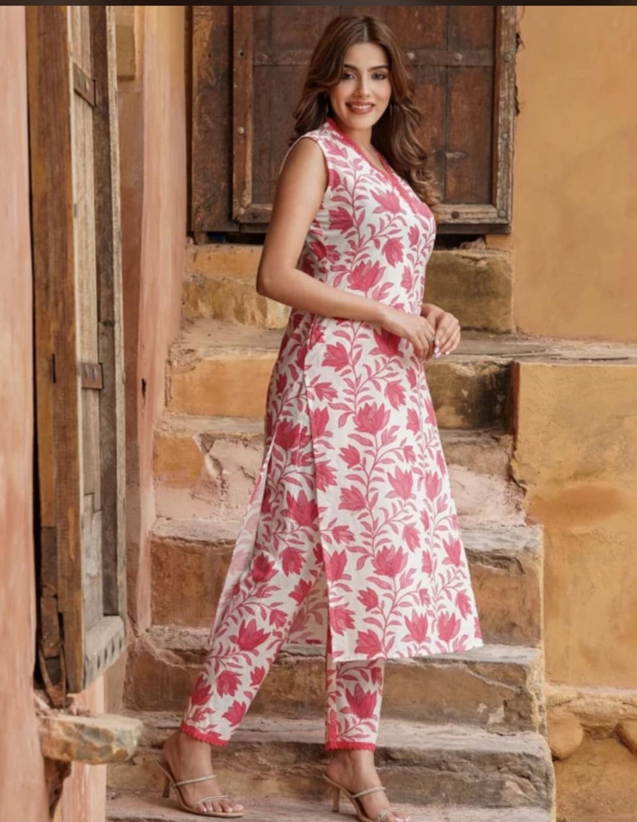 Cotton Floral Print Kurti with Pant Set with Matching Dye Lacework