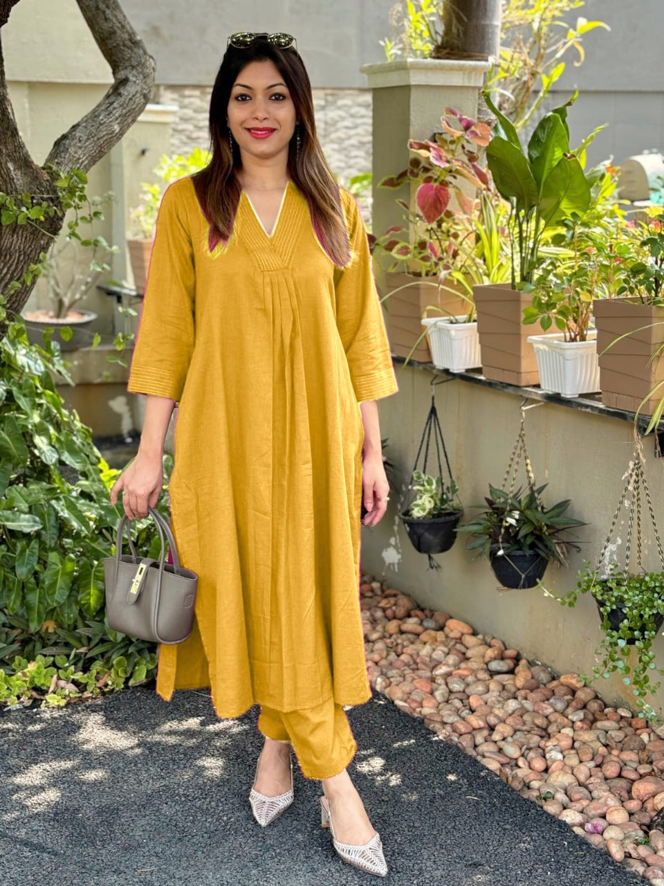 Sunshine Chic Cotton Co-ord Set with Delicate Katha Detailing