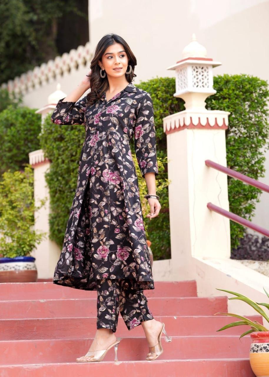 Maslin Foil Print Two-Piece Long Cord Set
