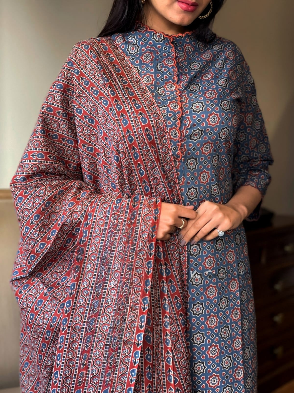 Exquisite Ajrakh Printed Cotton Three-Piece Suit: Scalloped Work