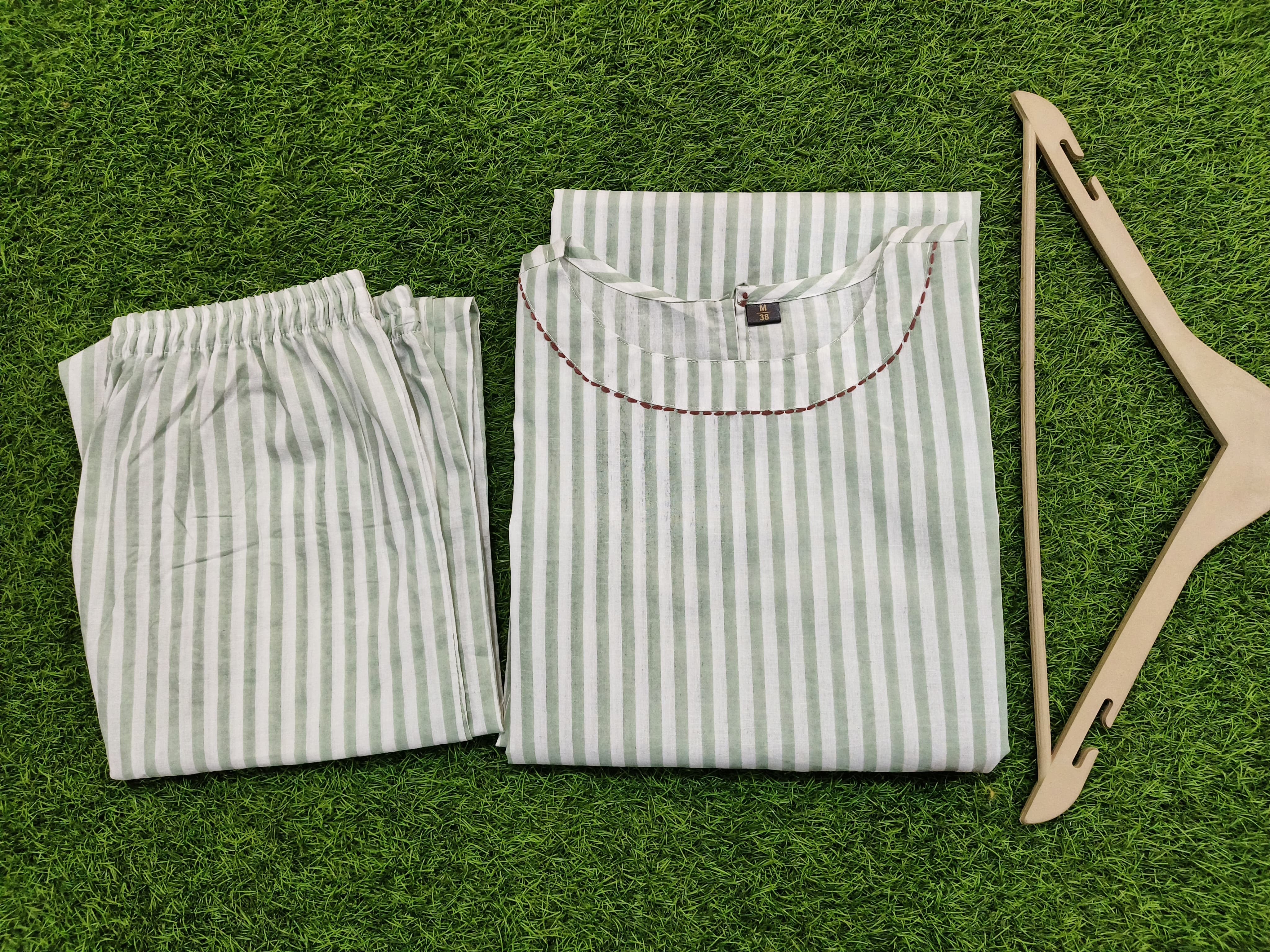 Cotton Sleeveless Kurta Pant Set with Tagai Work