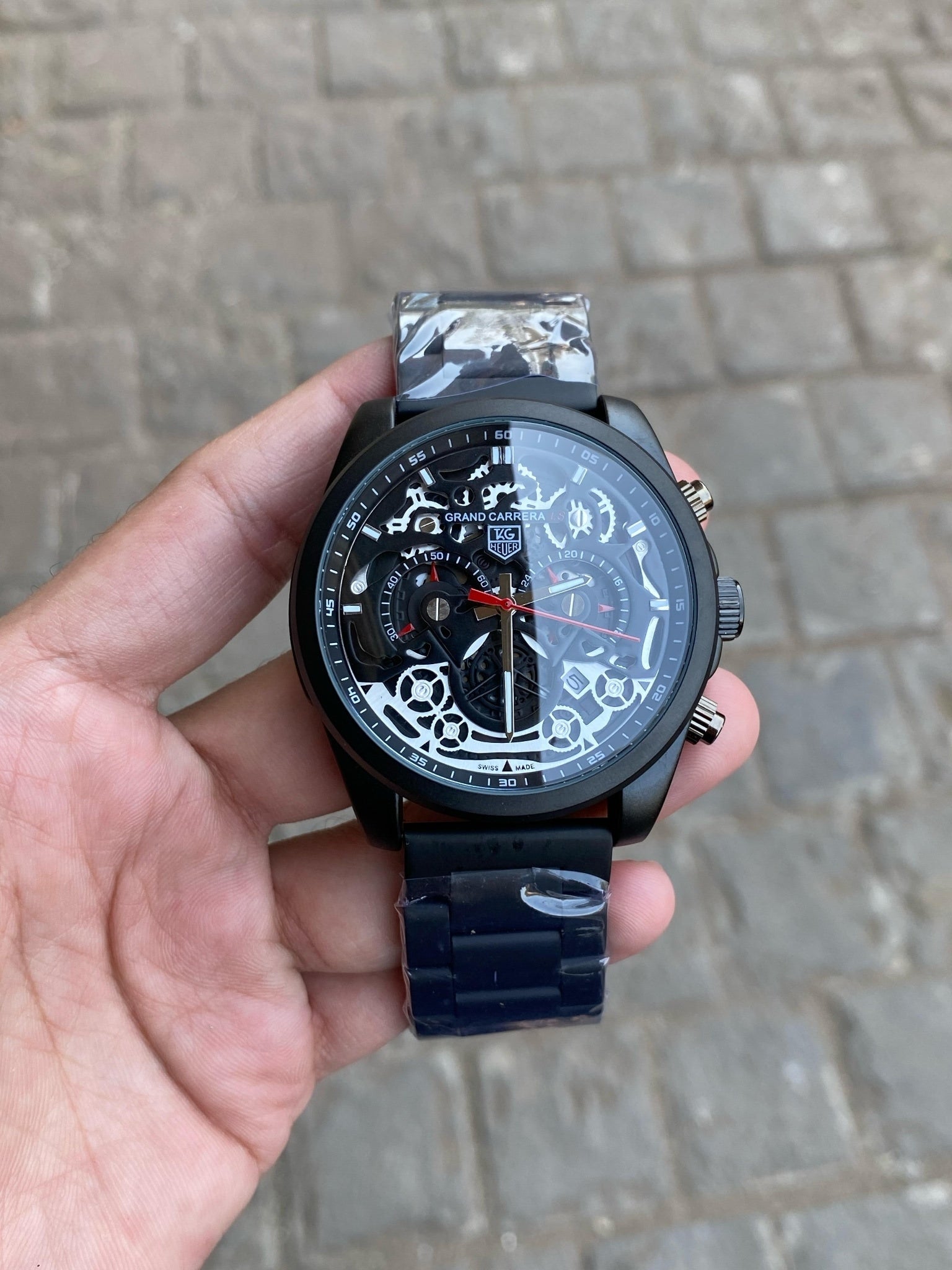 Stylish Ta_g Heuer Cr7 watch   For Men