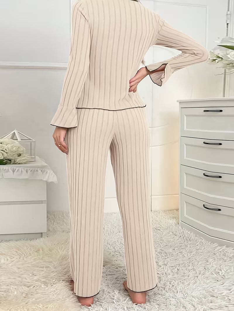 Pack of 2 Women’s Winter Pajama Sets – Cozy Flannel Sleepwear with Elegant Bell Sleeves
