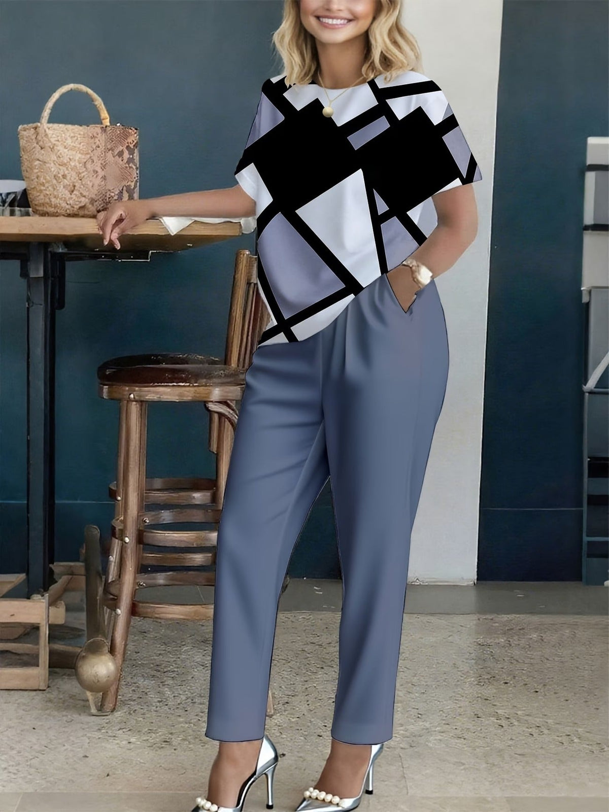 Daily Charm Floral Outfit