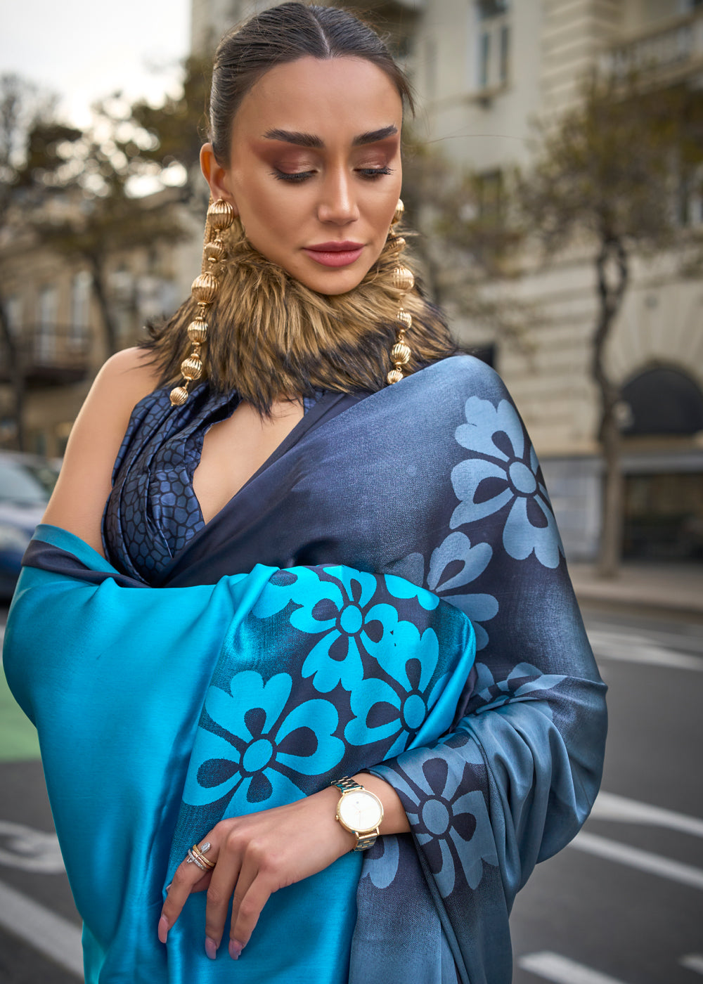 Black & Blue Elegant Satin Crepe Saree – A Perfect Blend of Luxury & Grace