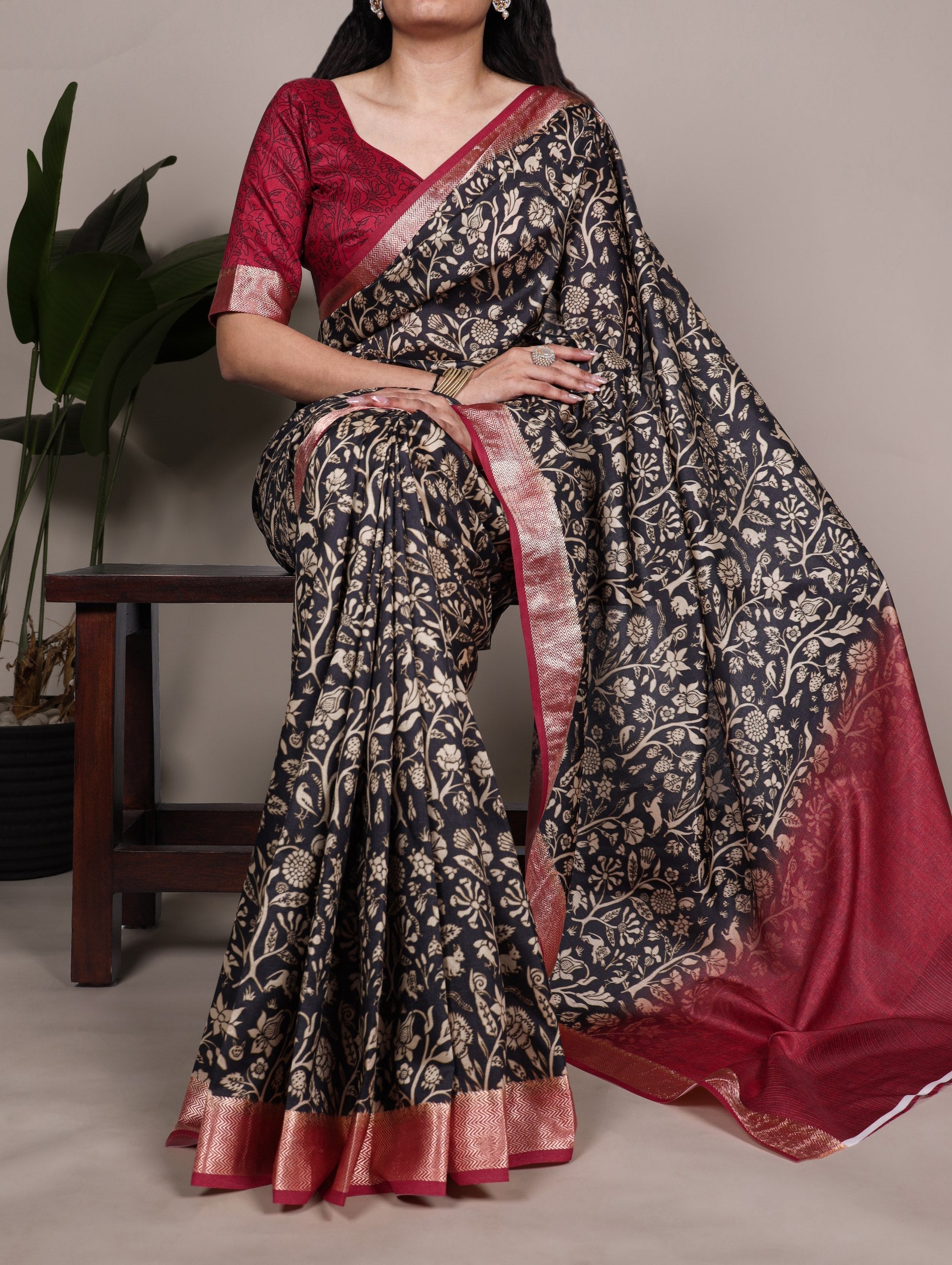 Black Elegant Tasar Silk Printed Saree with Viscose Border & Matching Unstitched Blouse – Premium Traditional Party & Festive Wear