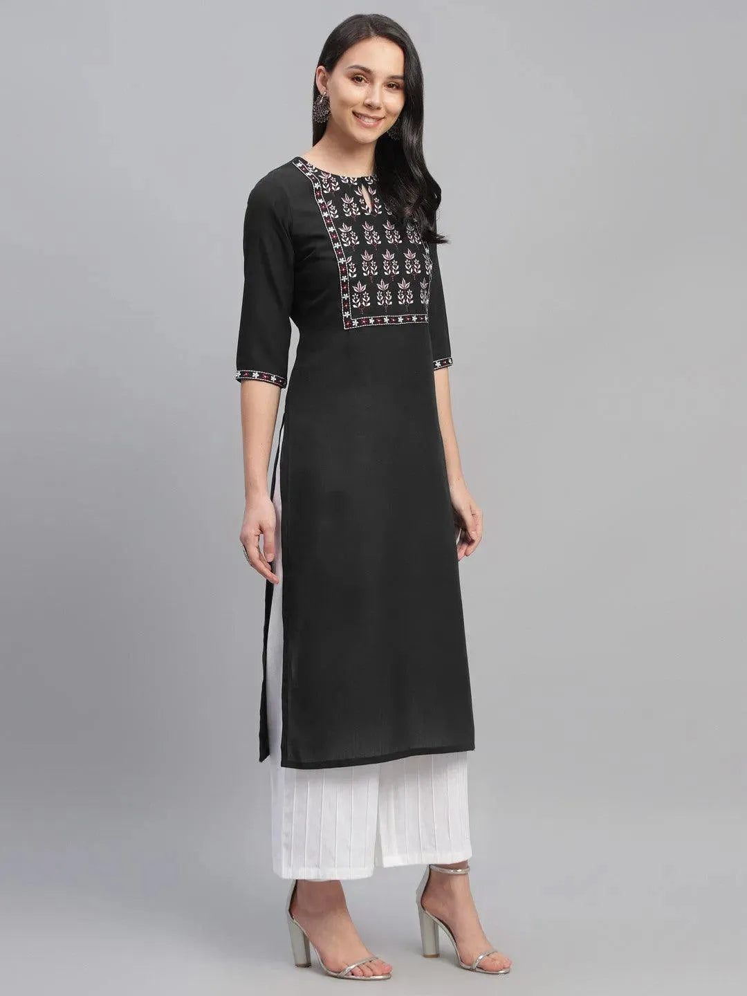Anouk Black Embroidered Cotton Kurta