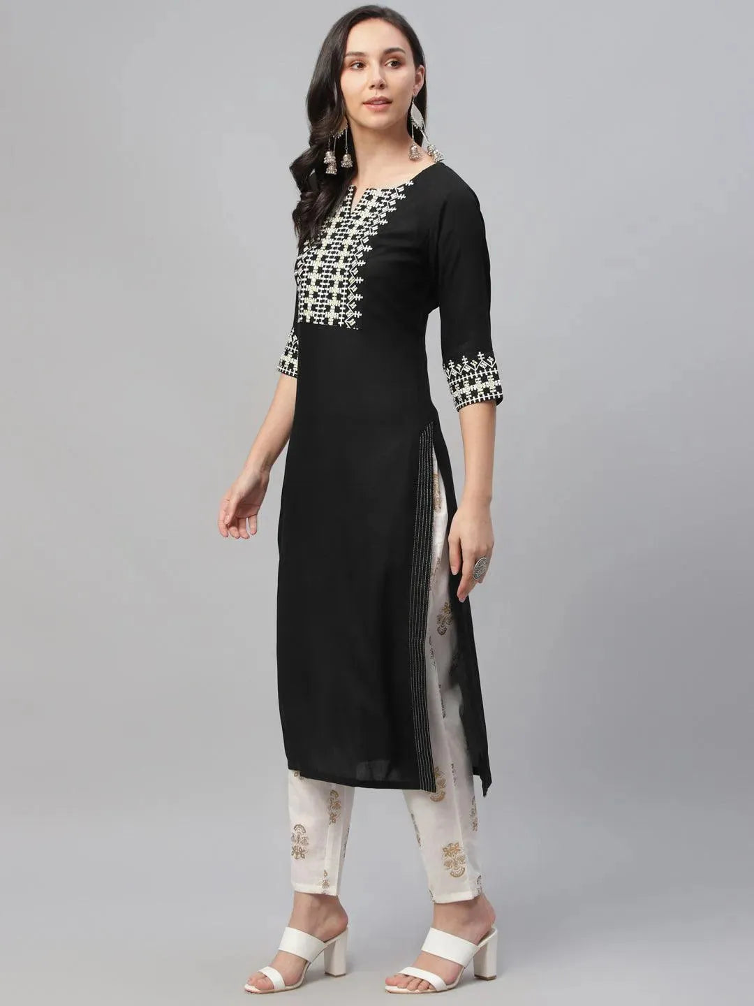 Anouk Black Embroidered Rayon Kurta