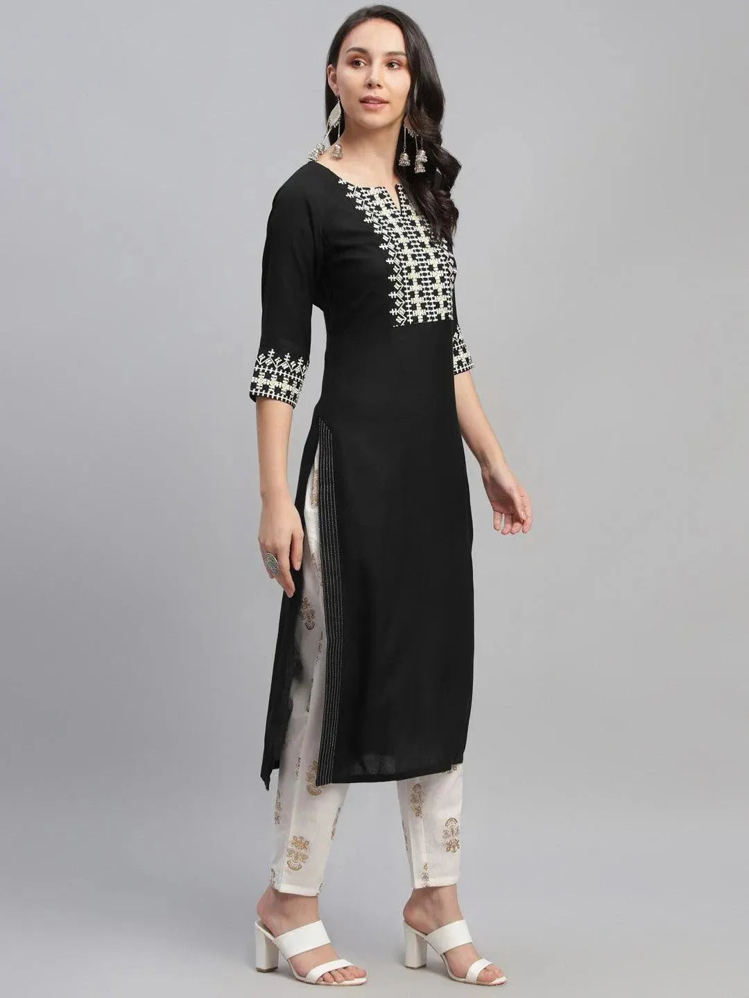 Anouk Black Embroidered Rayon Kurta