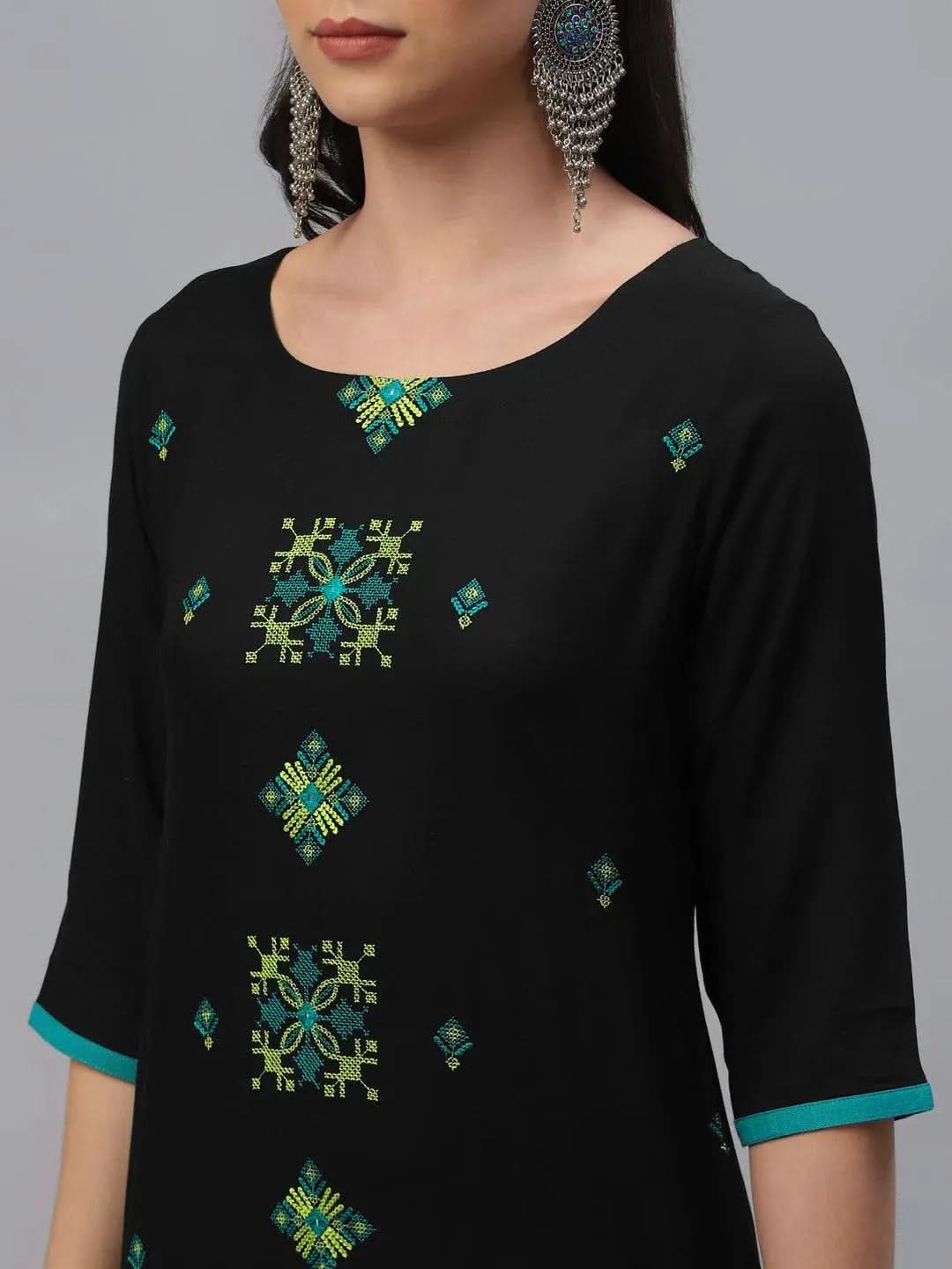 Anouk Black Embroidered Rayon Kurta