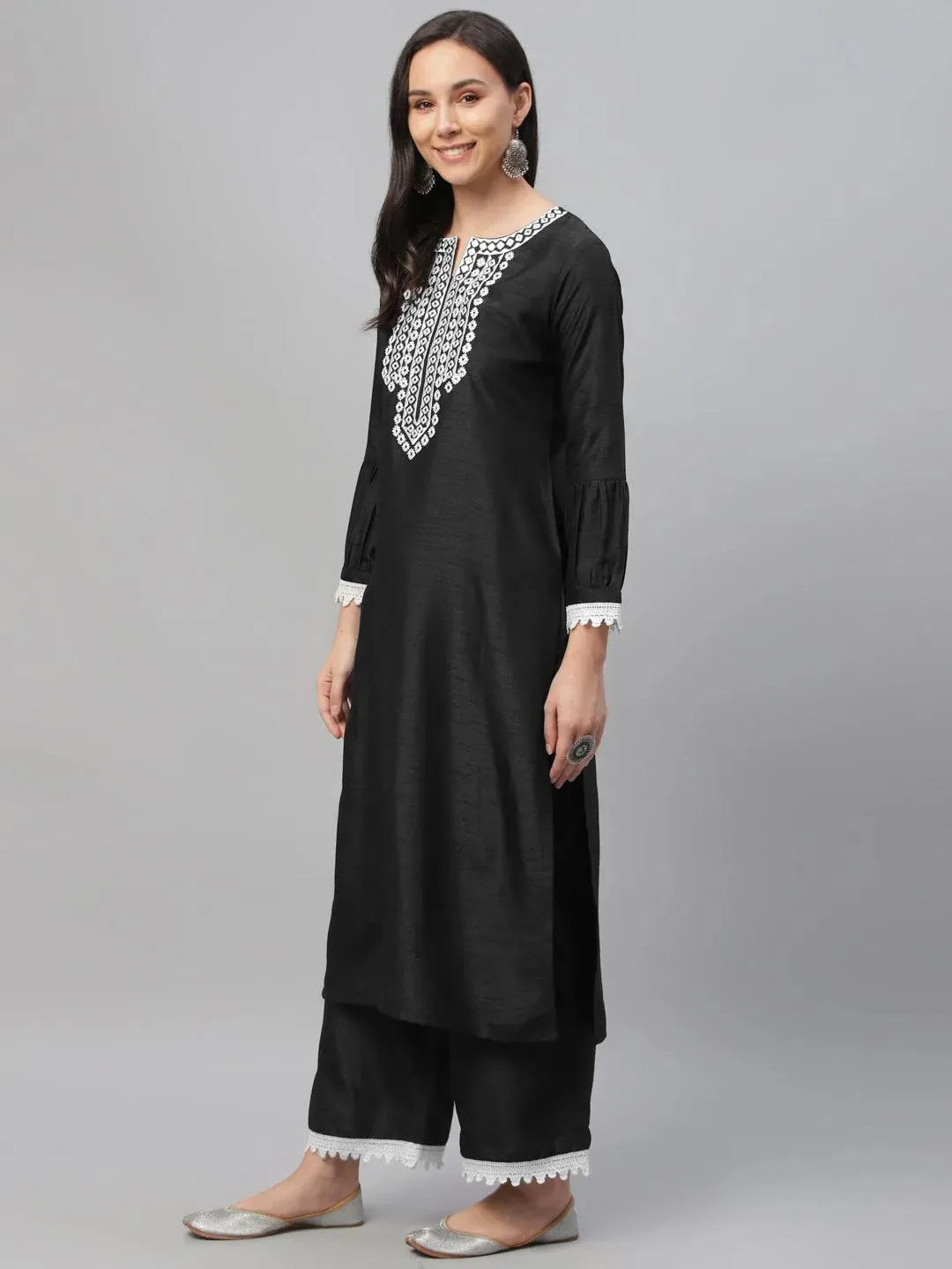 Anouk Black Embroidered Shantoon Straight Kurta With Palazzos & Dupatta
