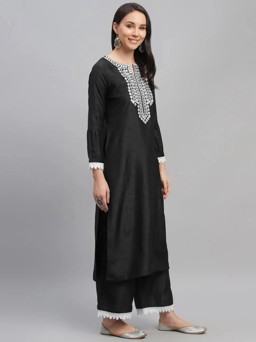 Anouk Black Embroidered Shantoon Straight Kurta With Palazzos & Dupatta