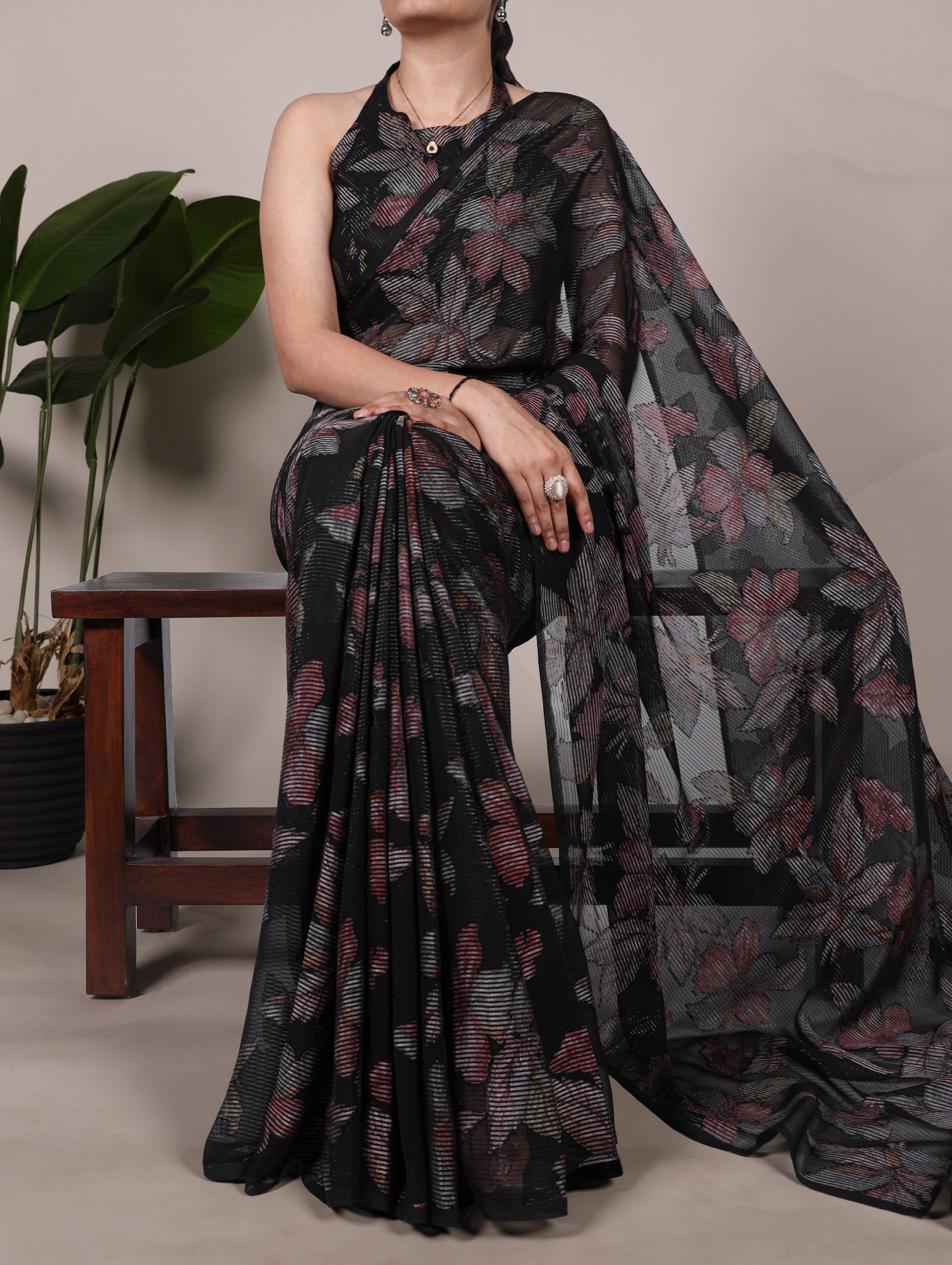 Black Floral Lurex Brasso Saree with Unstitched Blouse – Elegant Viscose Brasso Work