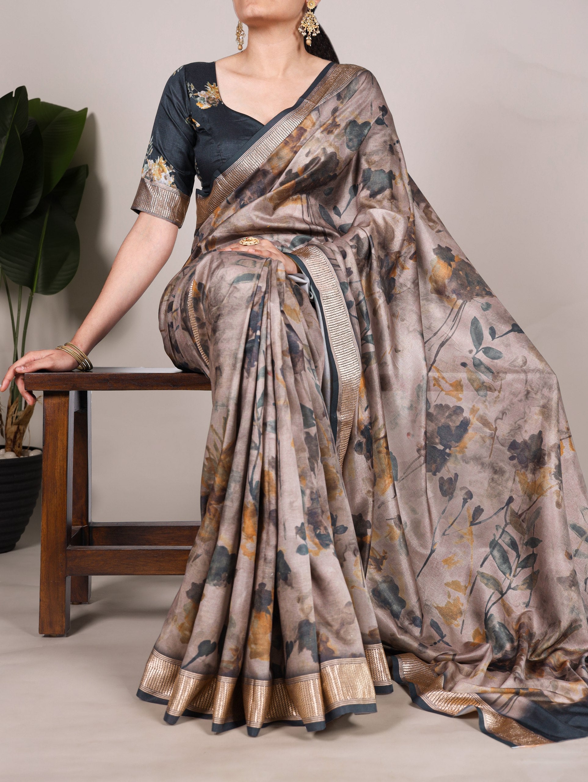 Black Graceful Tussar Silk Printed Saree with Viscose Border