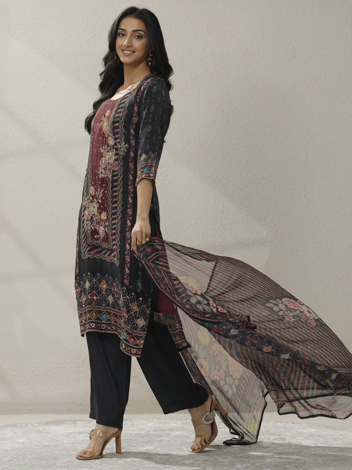Anouk Black Printed Muslin Straight Suit Set With Dupatta