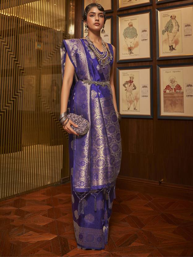Blue Elegant Banarasi Silk Blend Saree with Unstitched Blouse Piece