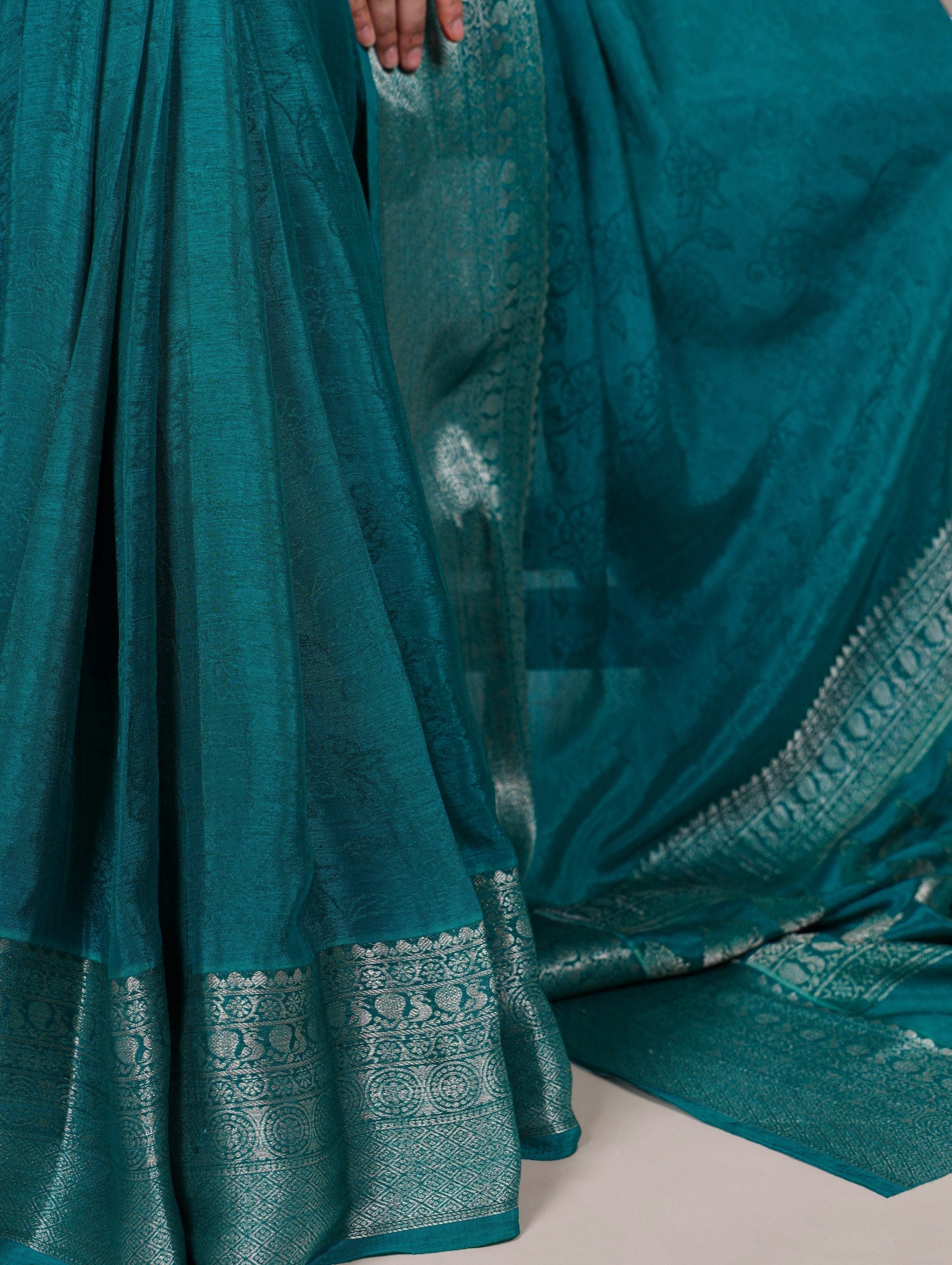 Bottle Green Chinon Self-Printed Saree with Zari Weaving Work & Matching Unstitched Blouse – Lightweight Festive & Traditional Wear Saree for Women