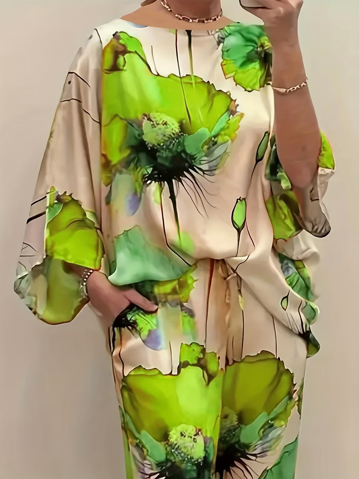 Women's Elegant Printed Batwing Sleeve Two-Piece Set