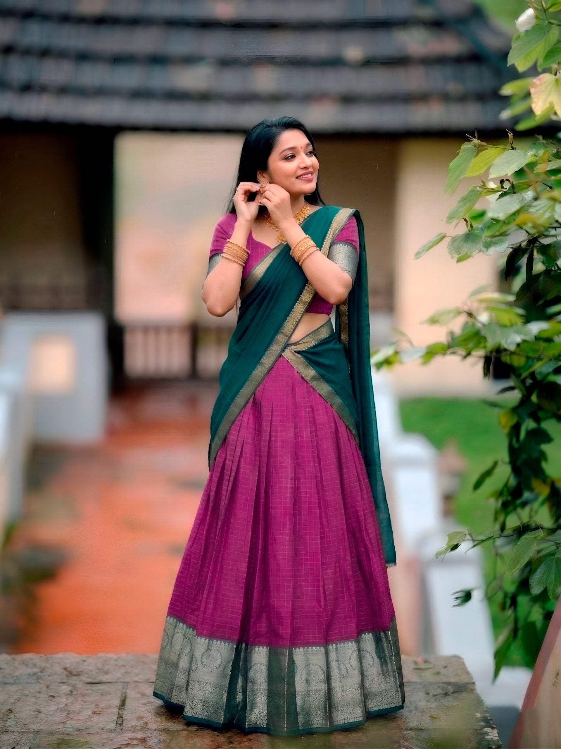 Chex Zari Weaving Lehenga Set