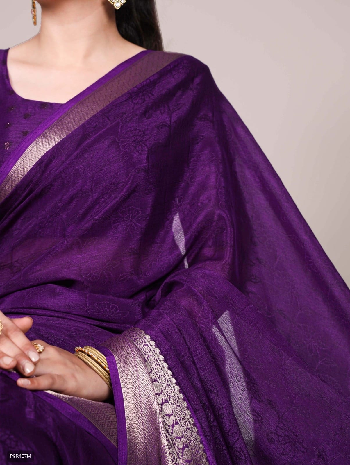 Chinon Saree with Self Print & Zari Weaving Blouse Set