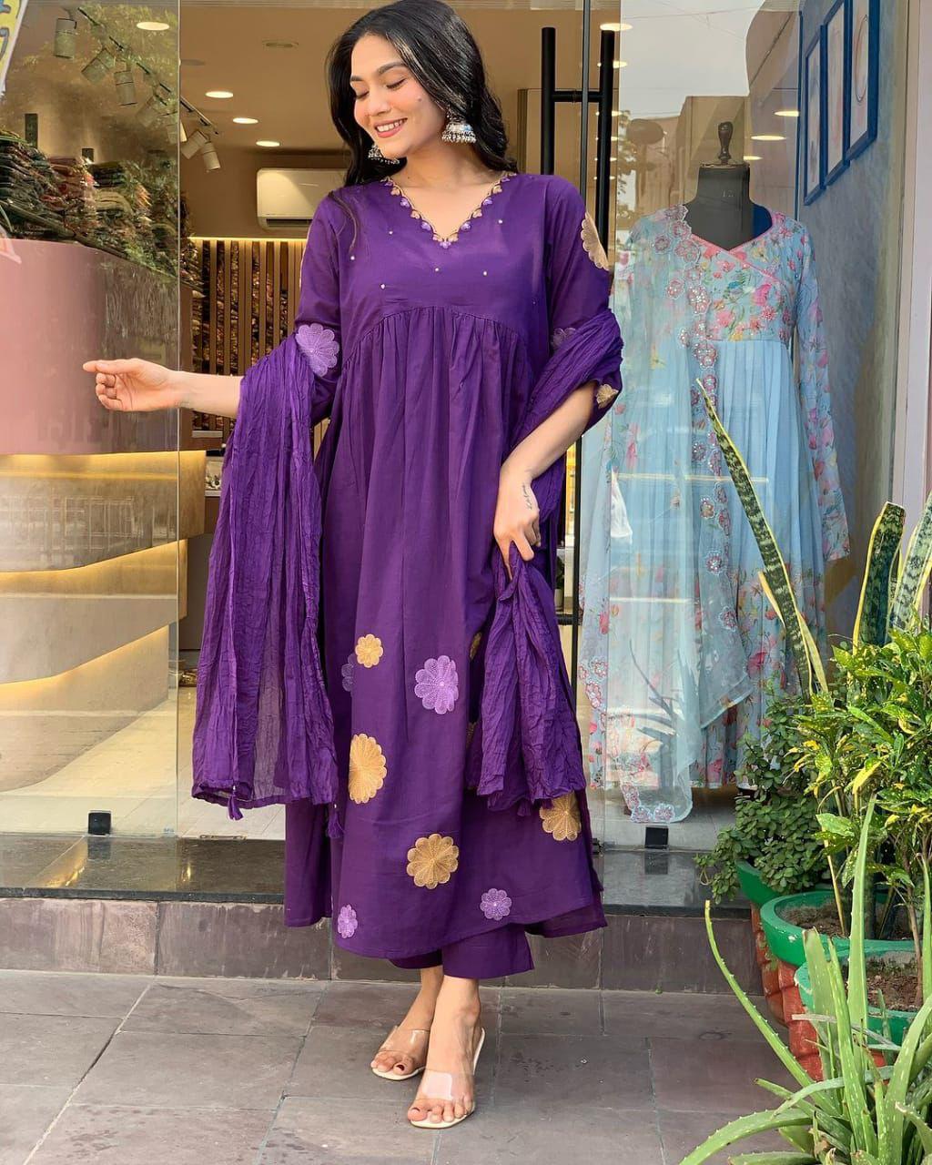 Cotton Kurta Pant Set with Aari Work & Dupatta – Floral Design