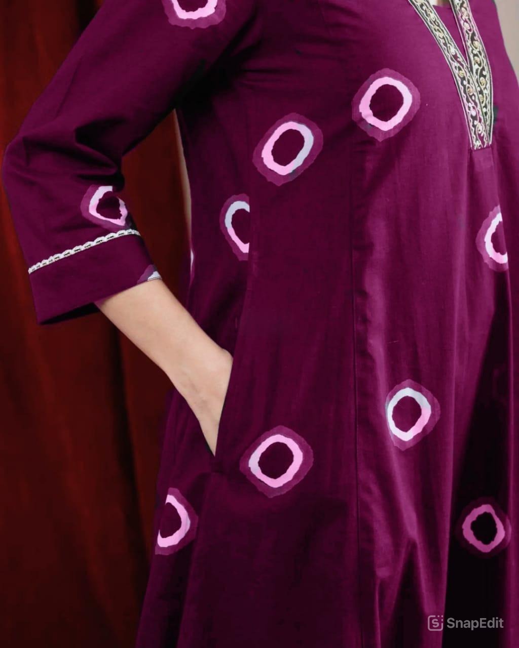 Cotton Kurta Pant Set with Neck Embroidery & Side Pocket