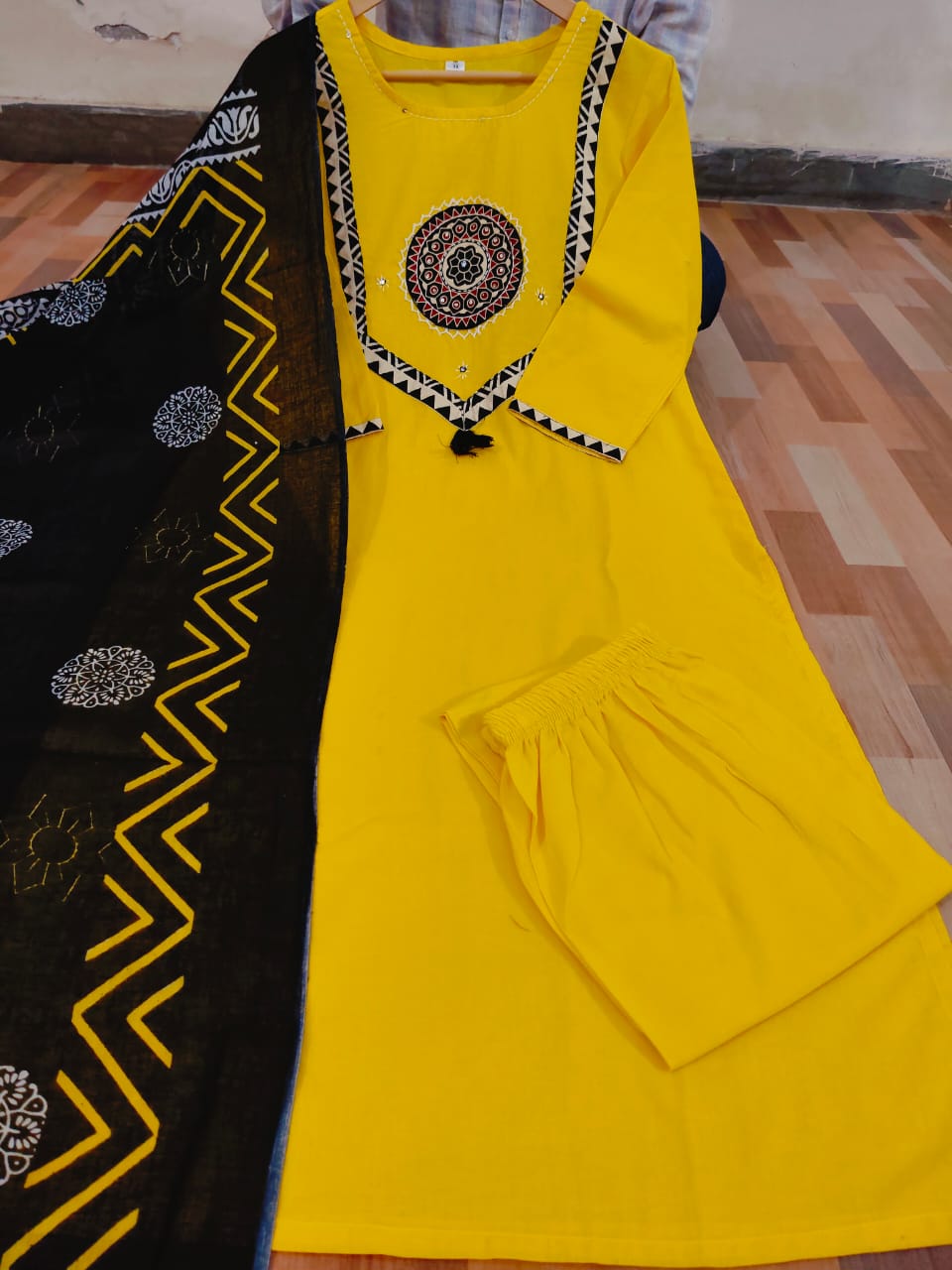 Cotton Kurti with Pant & Malmal Dupatta | Fully Stitched Set