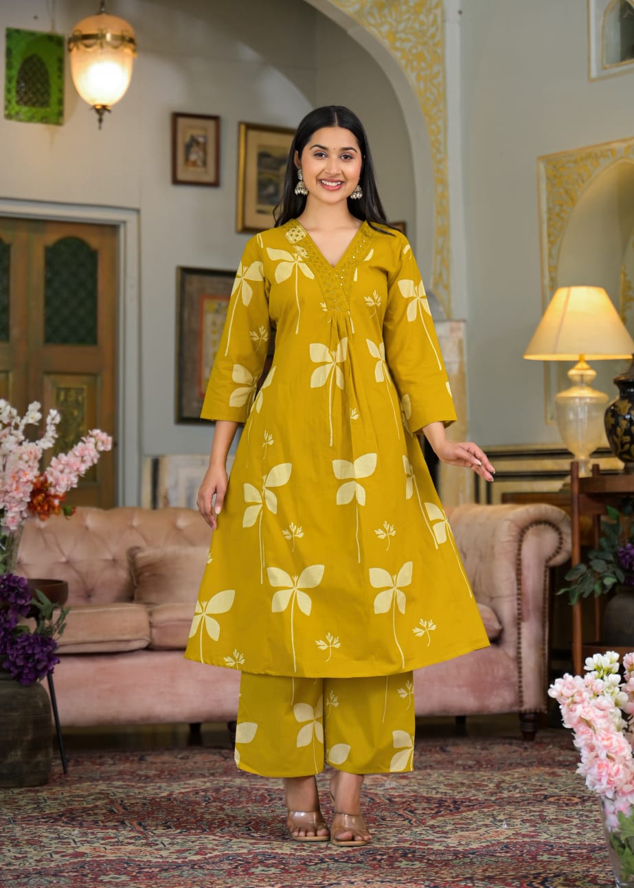 Cotton Printed A-Line Kurti Set with Embroidered V-Neck & Pocket
