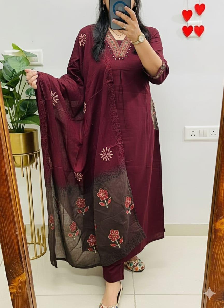 Cotton Printed Kurti Pant Set with Mulmul Dupatta for Women