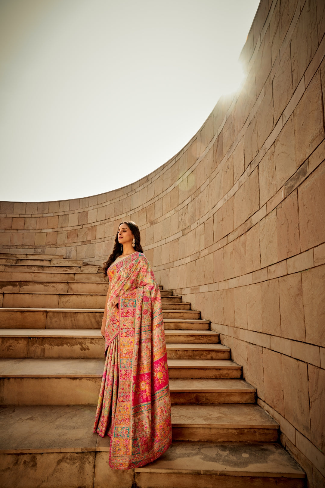 Cream Digital Print Elegant Bollywood Art Silk Saree with Zari Woven Border