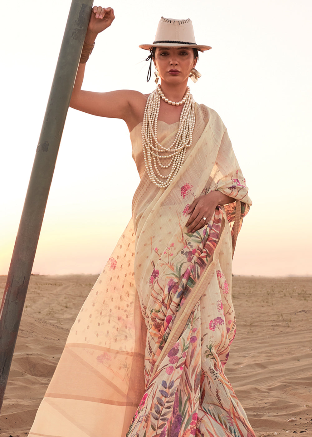 Cream Elegant Blended Linen Silk Saree – Breathable & Stylish for All Seasons