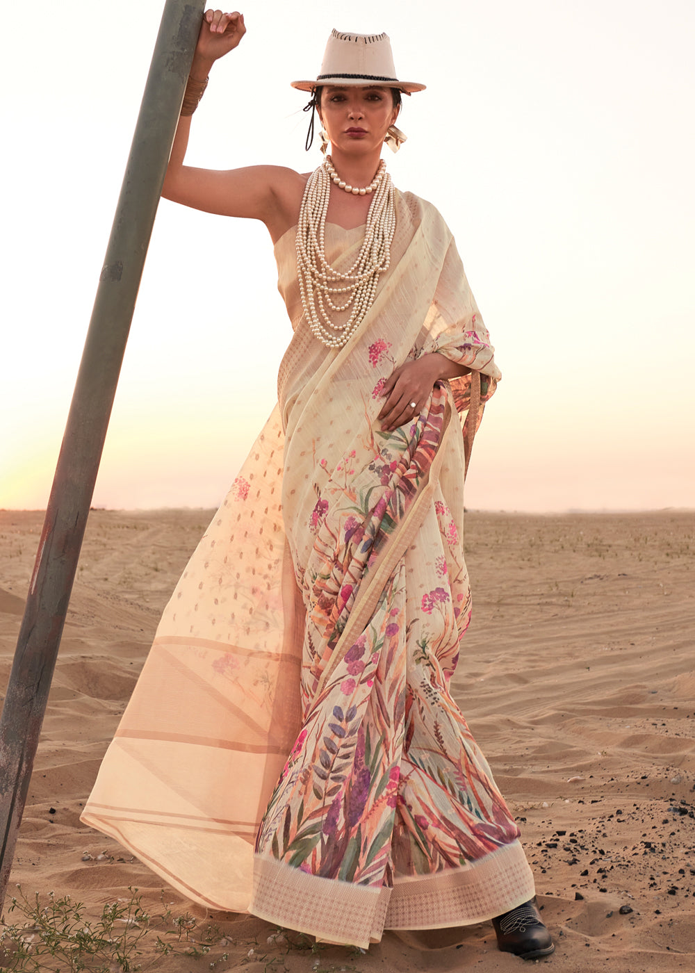 Cream Elegant Blended Linen Silk Saree – Breathable & Stylish for All Seasons
