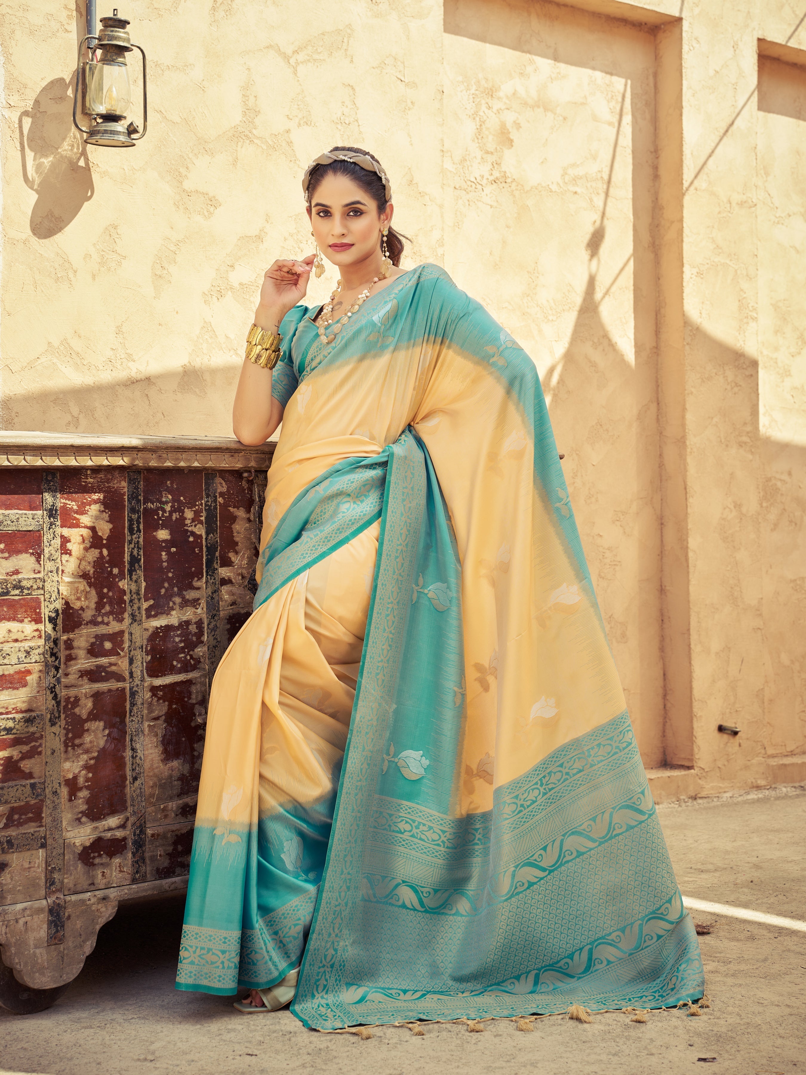 Cream Elegant Zari Woven Cotton Slub Saree with Georgette Blouse
