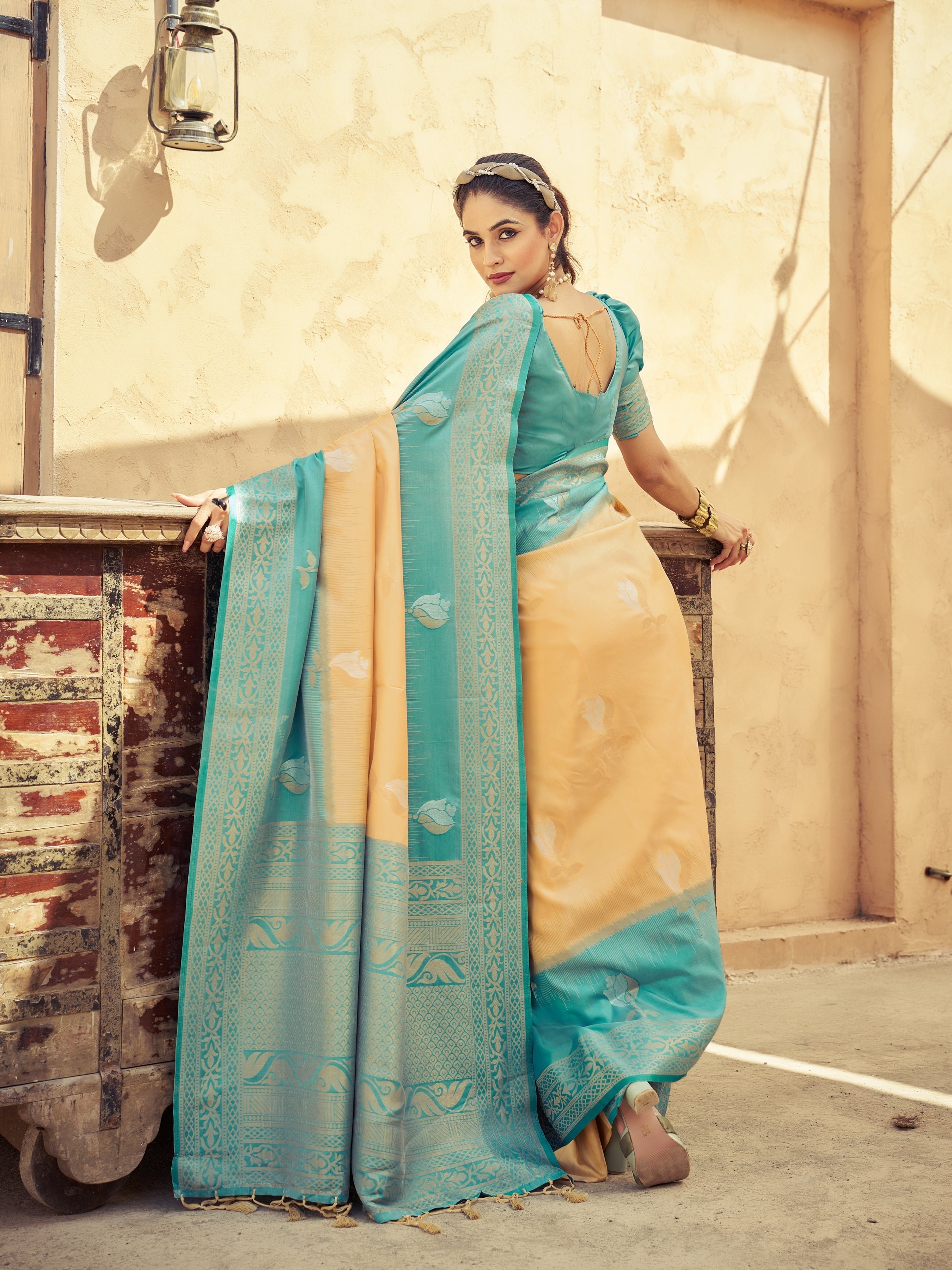 Cream Elegant Zari Woven Cotton Slub Saree with Georgette Blouse