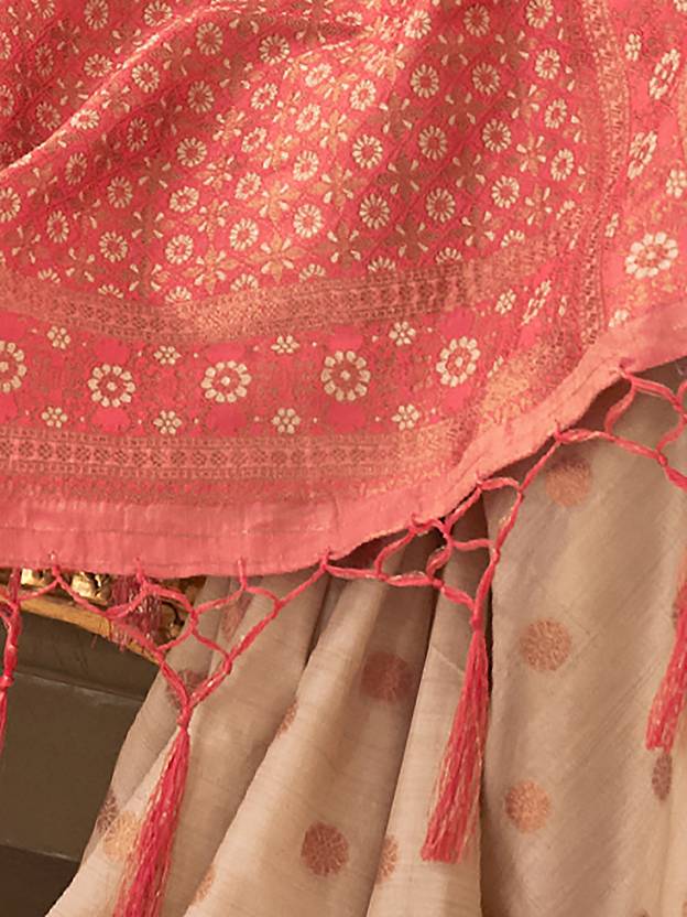 Cream Graceful Woven Banarasi Silk Blend Saree with Tassel Detailing