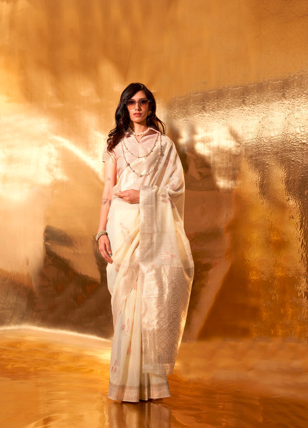 Cream Royal Banarasi Silk Saree with Contrast Border & Designer Pallu – Wedding Special