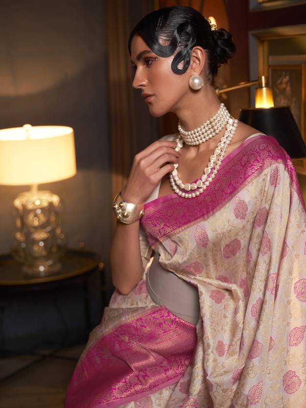 Cream Traditional Woven Kanjivaram Silk Blend Saree – Elegant & Versatile for All Occasions