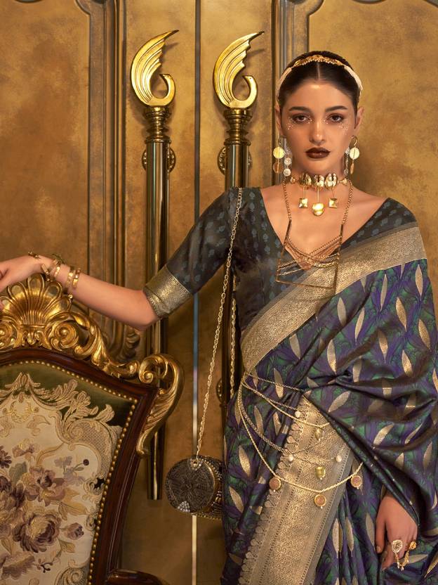 Dark Blue Classic Banarasi Silk Blend Saree – Perfect for Weddings & Festive Occasions