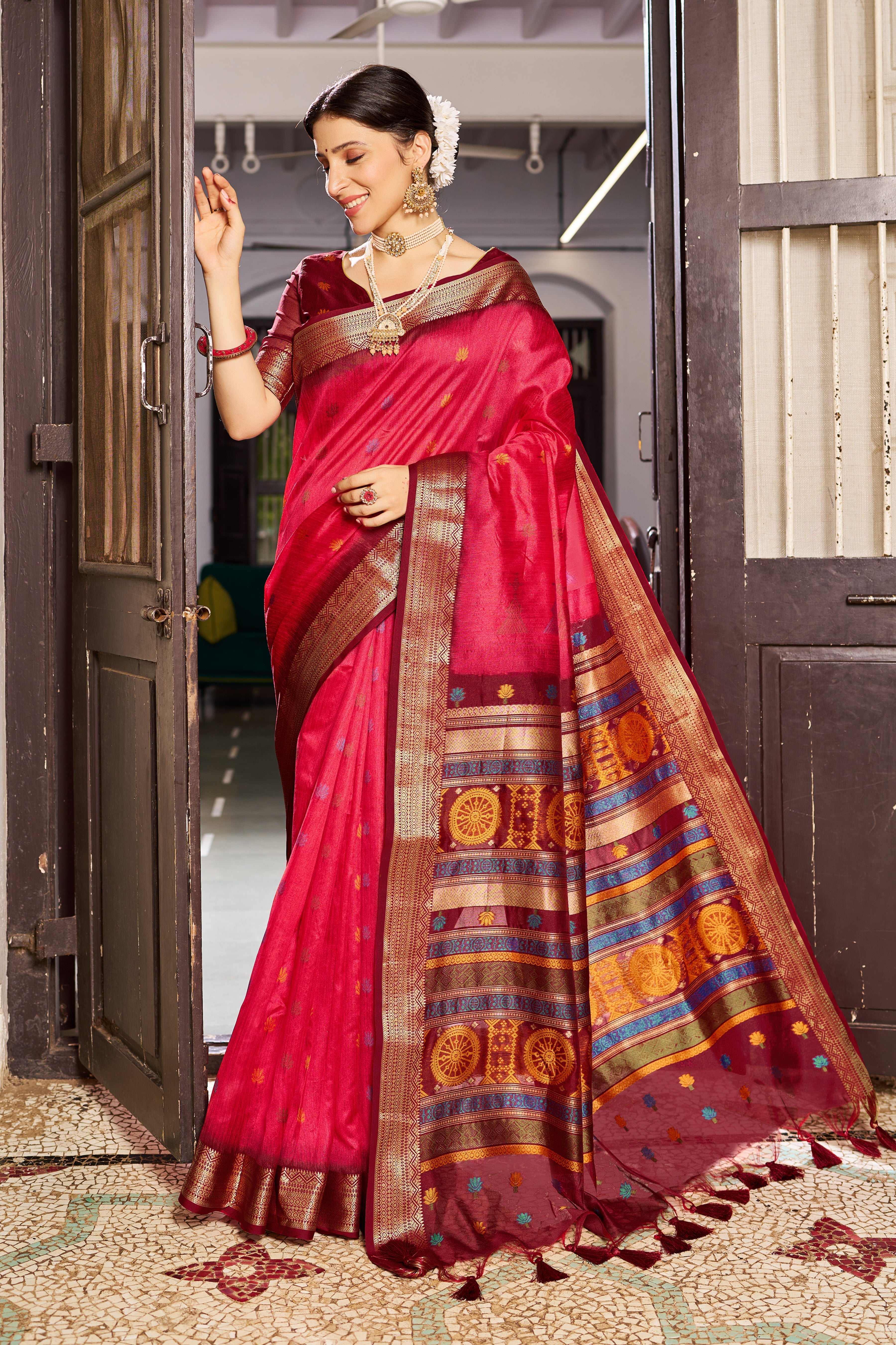 Dark Pink Elegant Slub Lilan Saree – Luxurious Semi Tussar Silk