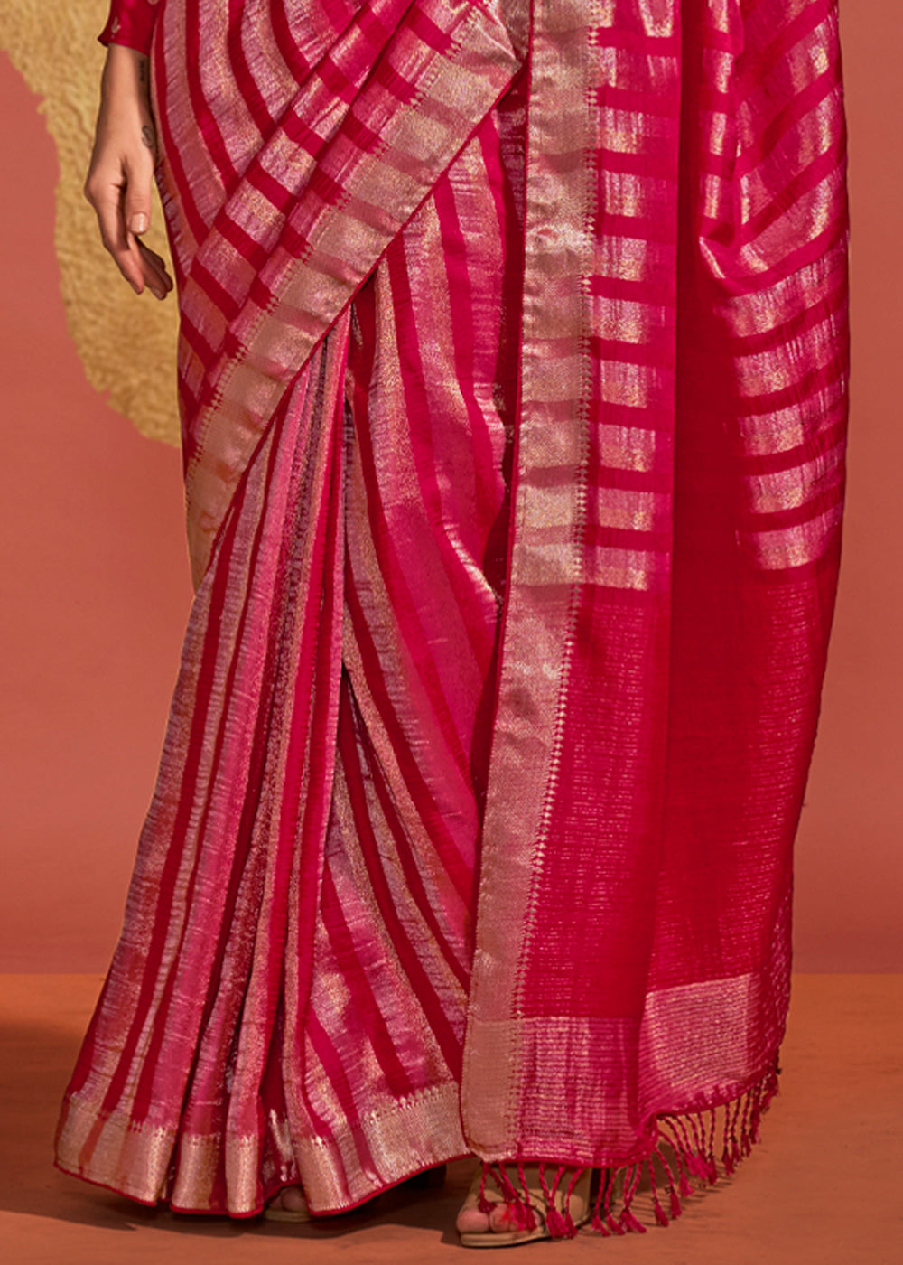 Dark Pink Regal Banarasi Blended Silk Saree with Timeless Intricate Design