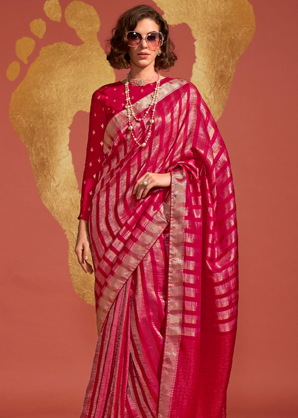 Dark Pink Regal Banarasi Blended Silk Saree with Timeless Intricate Design