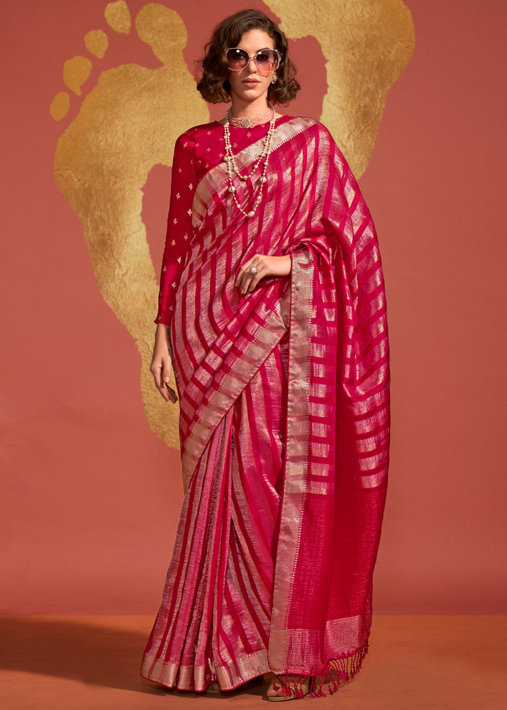 Dark Pink Regal Banarasi Blended Silk Saree with Timeless Intricate Design