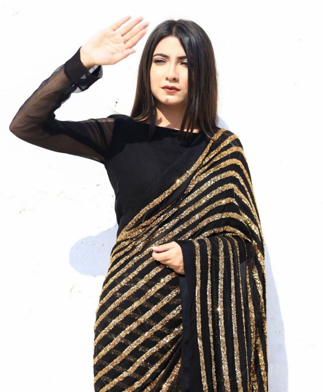 Dazzling Black & Gold Striped Sequin Saree - Weave Elegance at Weddings & Parties