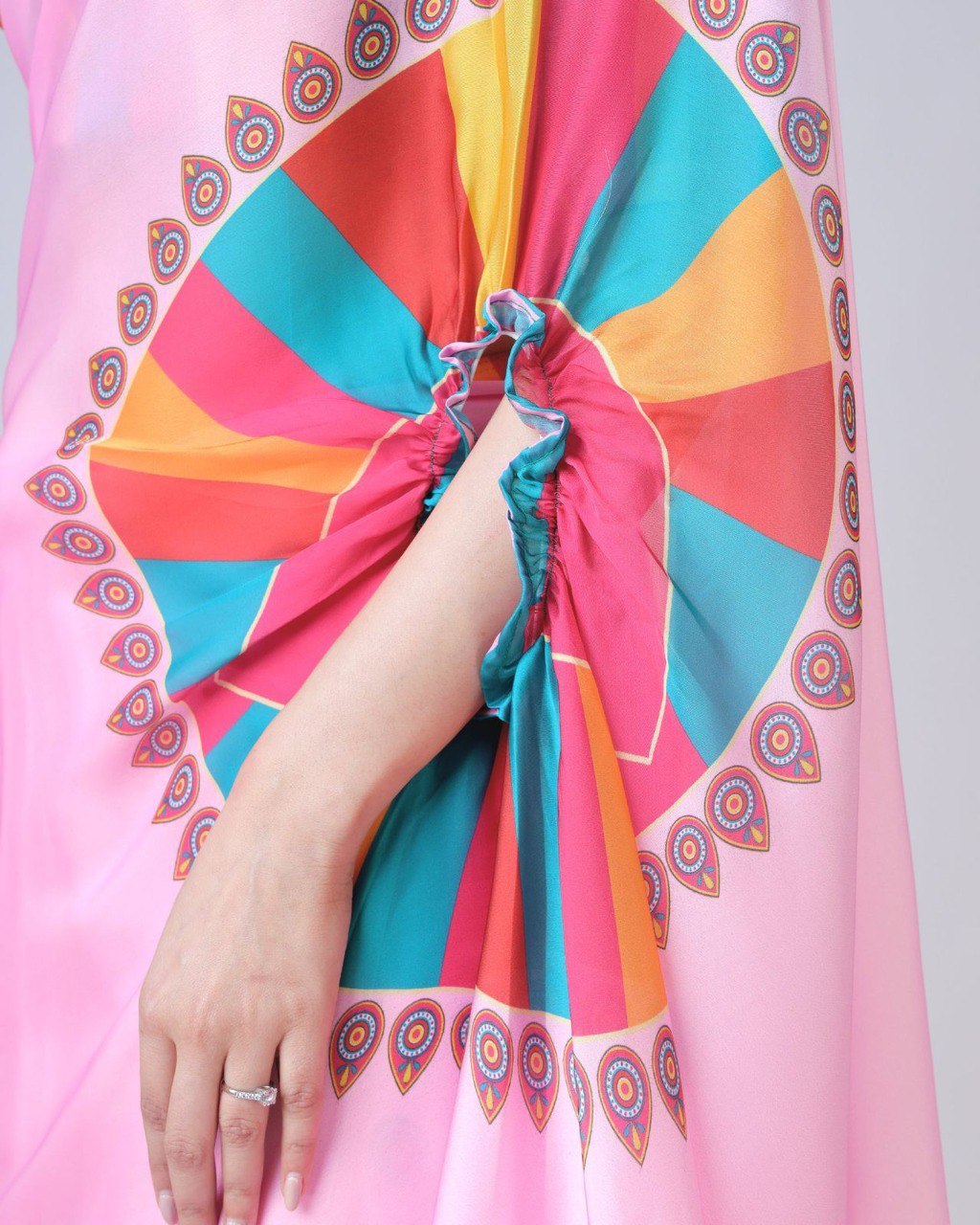 Designer New Launch – Freehand Saree with Handsfree Mandala Innovation